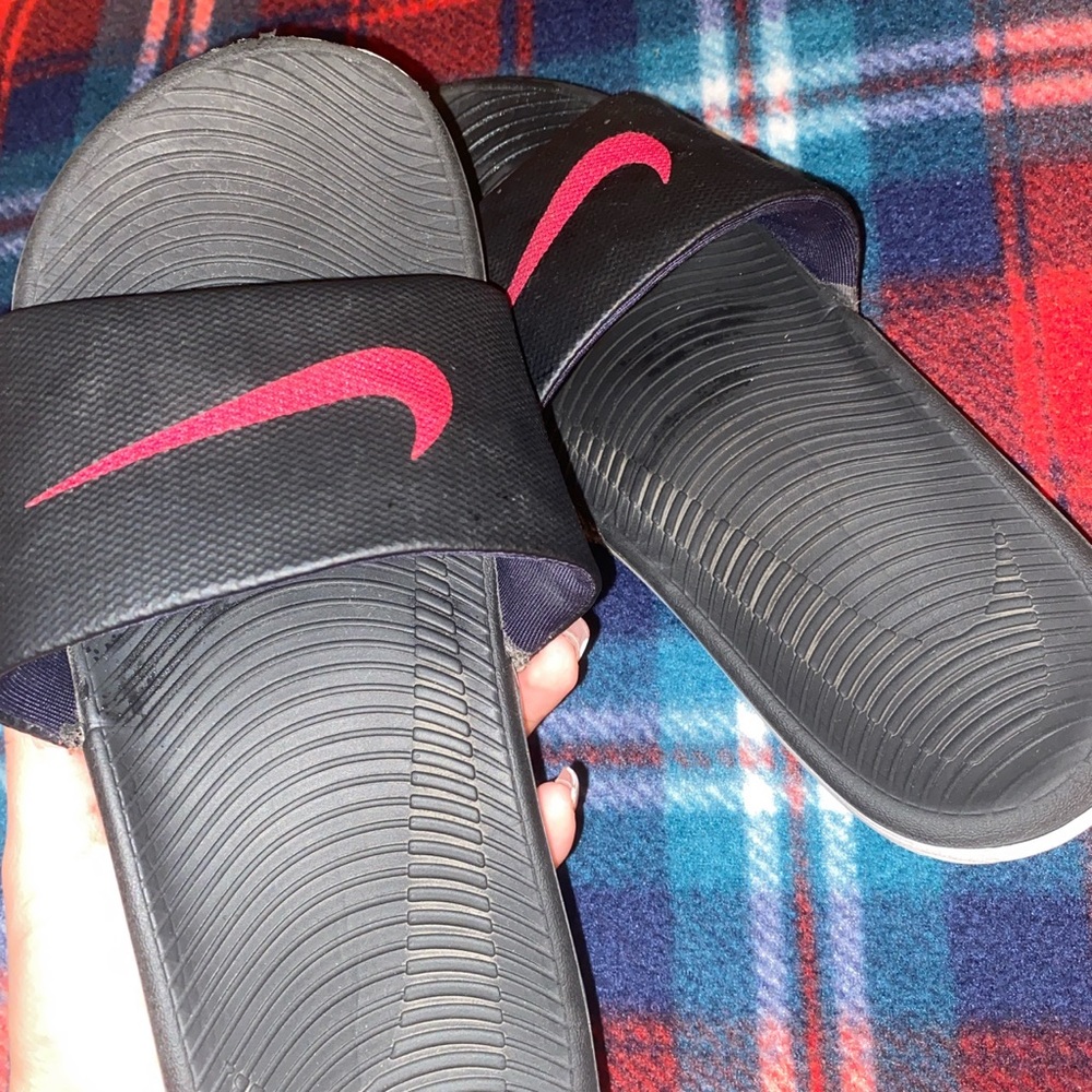 nike slides